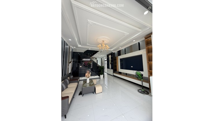 Villa vườn hiếm 6x33m ngay chợ Long Thượng – sân cực rộng, nhìn là mê. Giá full 4Ty250. SHR Hoàn Công